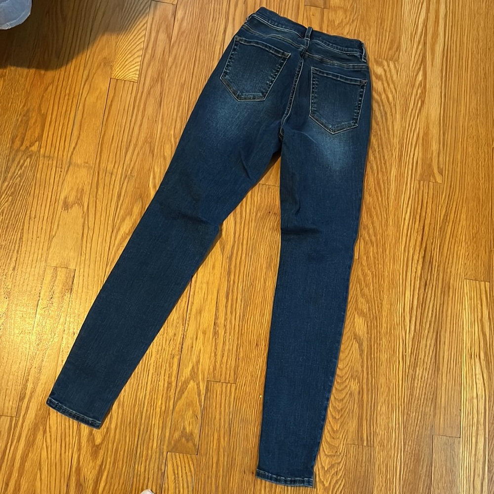 jeans - Picture 2 of 4